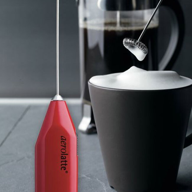 HIC | Aerolatte Milk Frother in use - Red