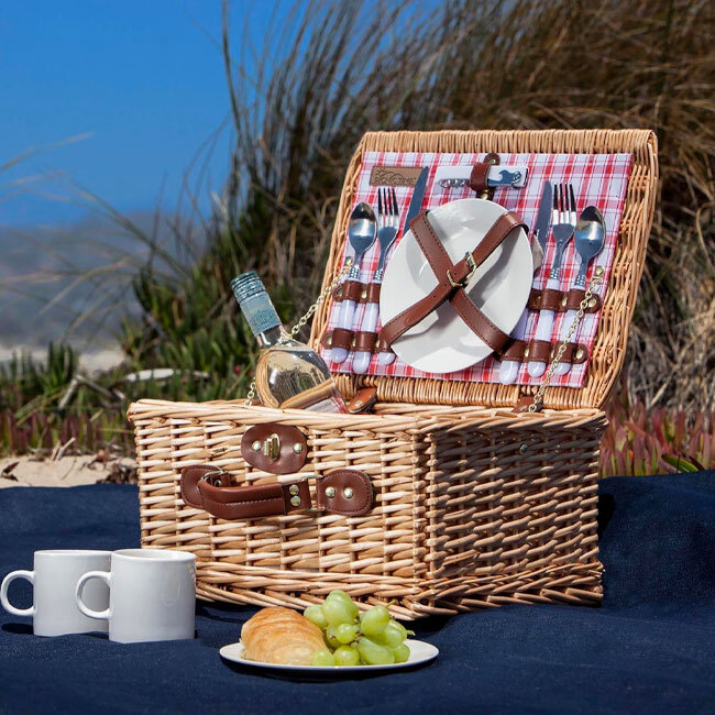 Picnic Time Catalina Picnic Basket | Red & White Plaid