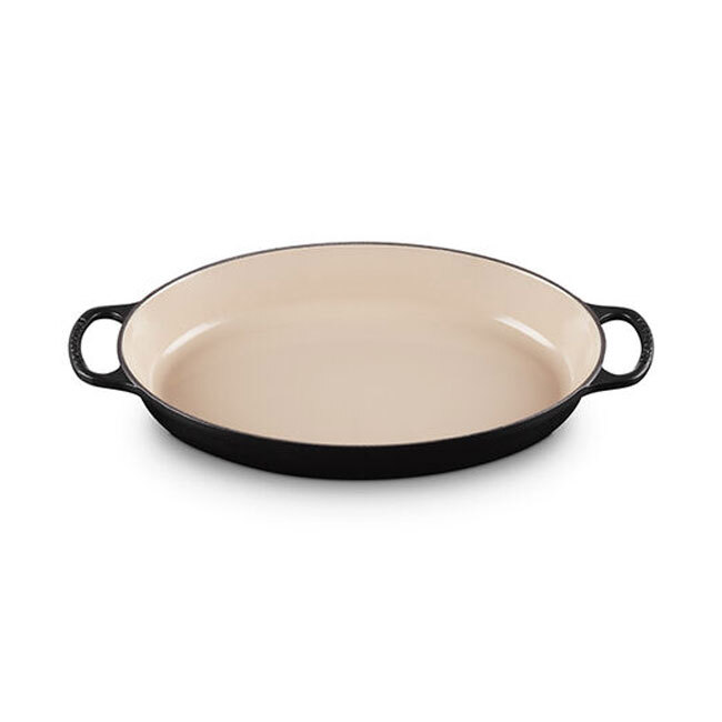 Le Creuset Signature Cast Iron Oval Baker | 3 Qt. - Licorice