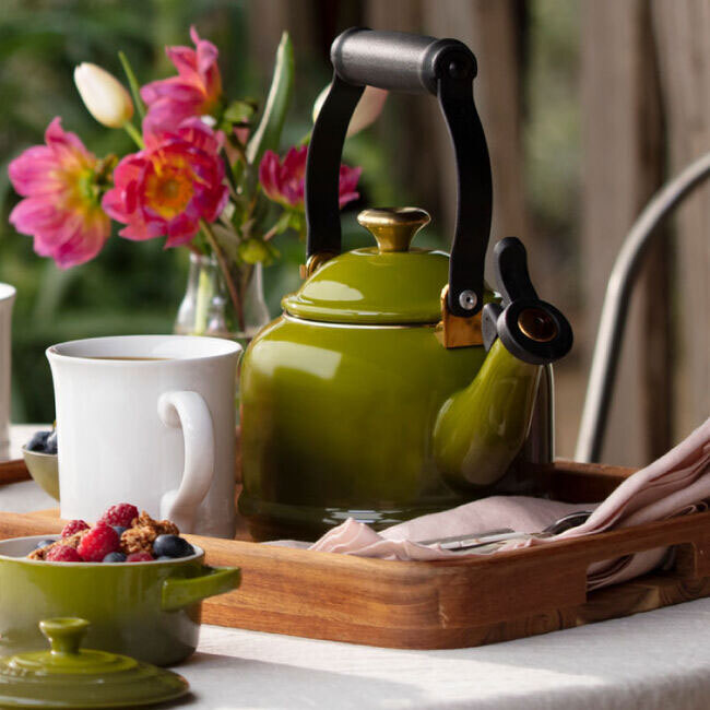 Le Creuset Demi Whistling Teakettle | Olive