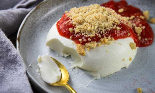 Panna Cotta with Strawberry-Rhubarb Sauce and Crumbled Shortbread